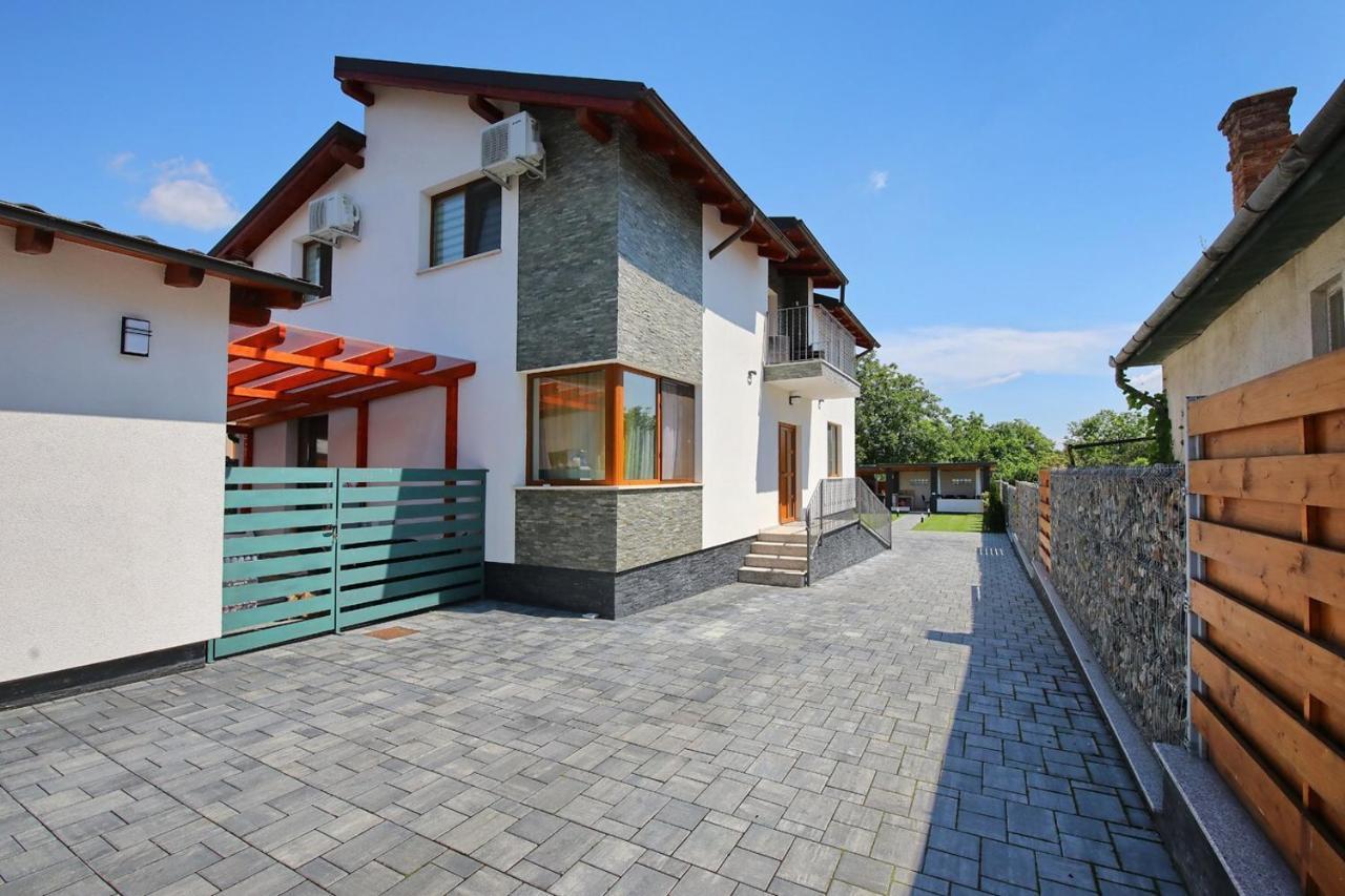 Casa Sorriso Hotel Turda Exterior photo