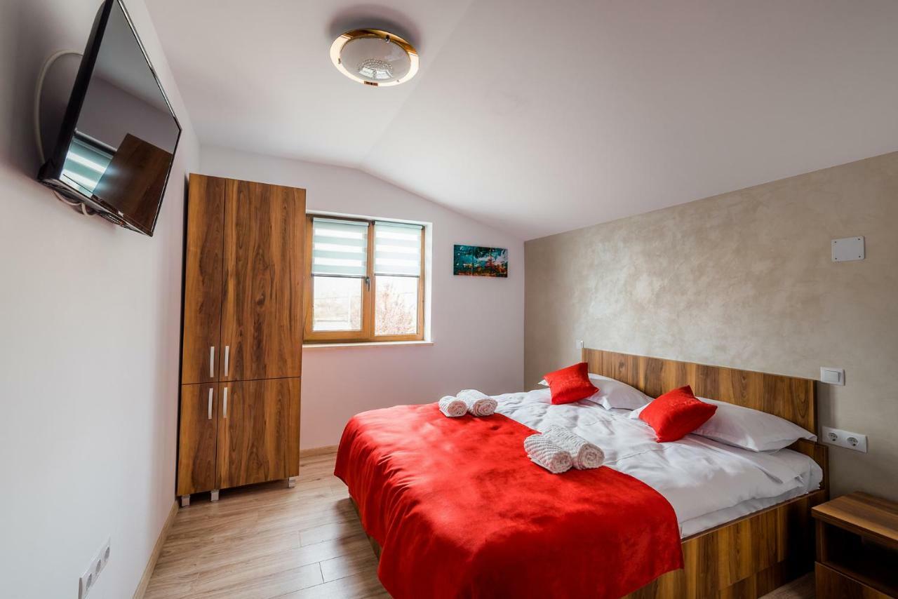 Casa Sorriso Hotel Turda Exterior photo