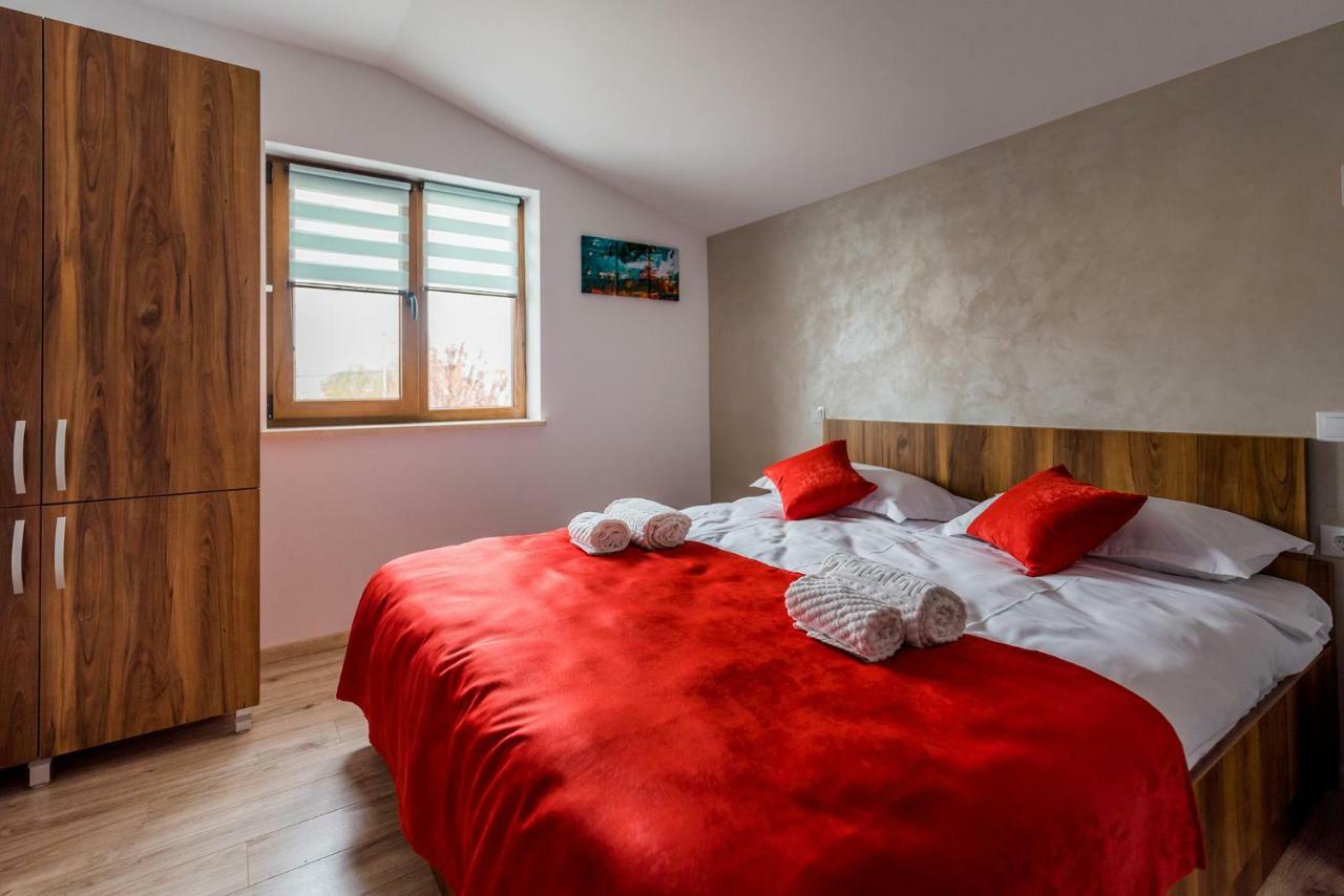 Casa Sorriso Hotel Turda Exterior photo