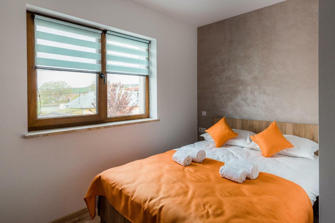 Casa Sorriso Hotel Turda Exterior photo